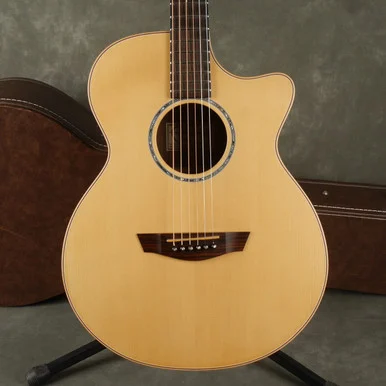 Faith FVHG Venus Hi Gloss - Natural w/Hard Case - 2nd Hand