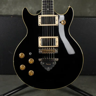 Ibanez AR100 - Left Hand - Black w/Hard Case - 2nd Hand