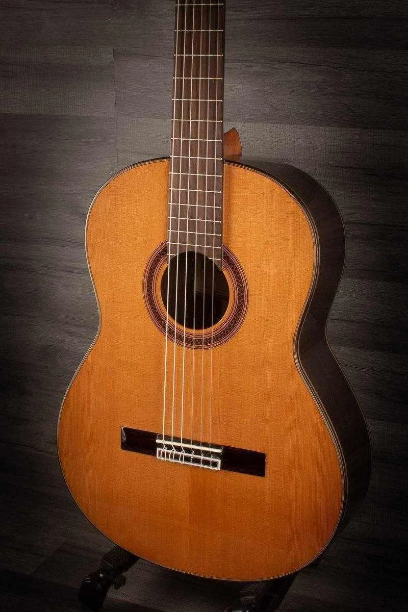 Cordoba C7