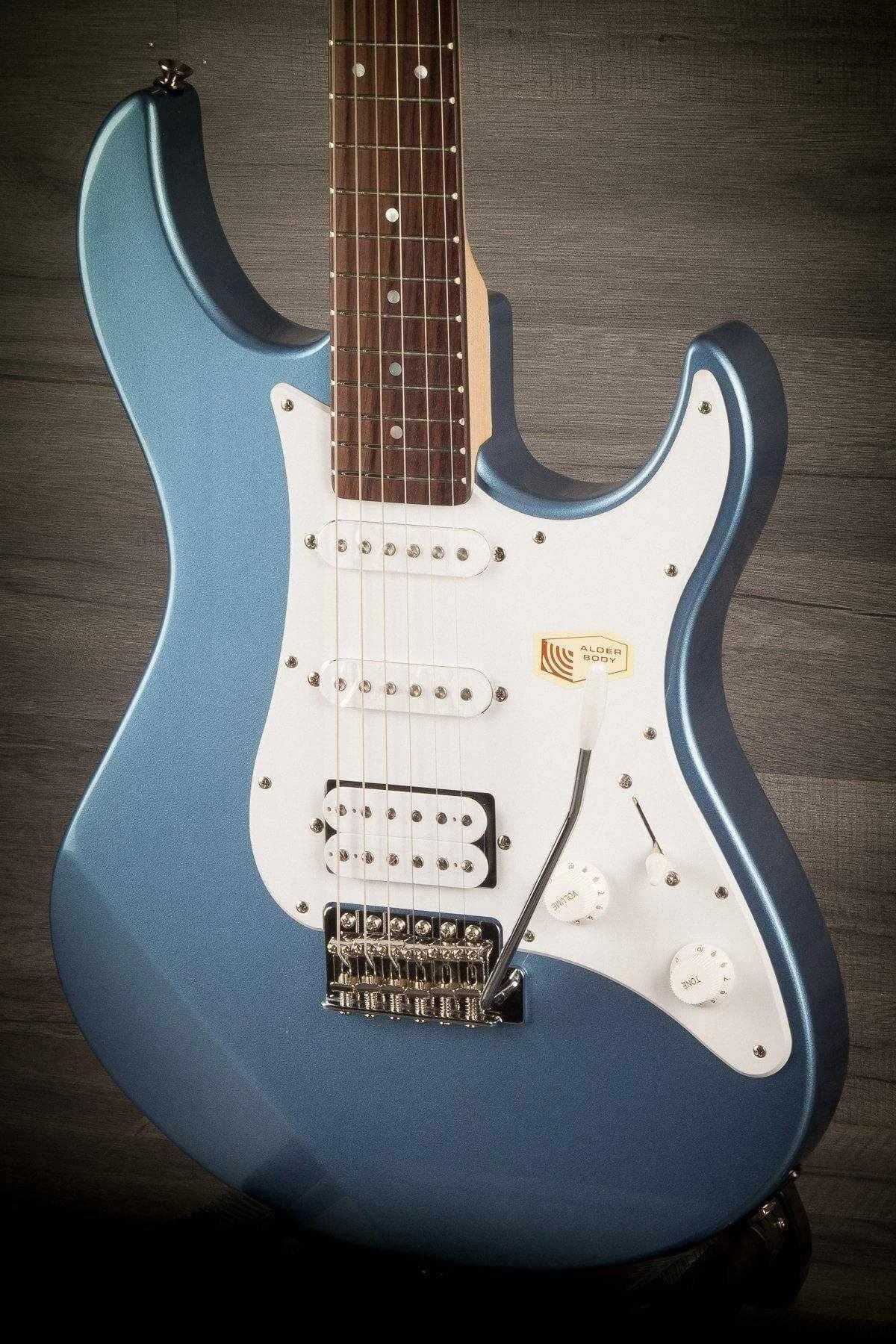 B Stock - Yamaha Pacifica 112J - Lake Placid Blue